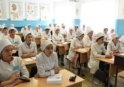 Эксперты: усилия губернатора Хасикова по открытию медфакультета в КалмГУ – это работа на перспективу