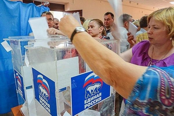 Роман Смирнов: не стоит думать, что жители ЛНР и ДНР будут голосовать только за Единую Россию